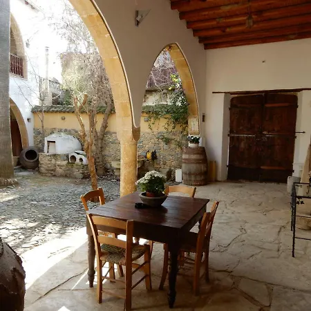 The Six Arches Mansion - The 